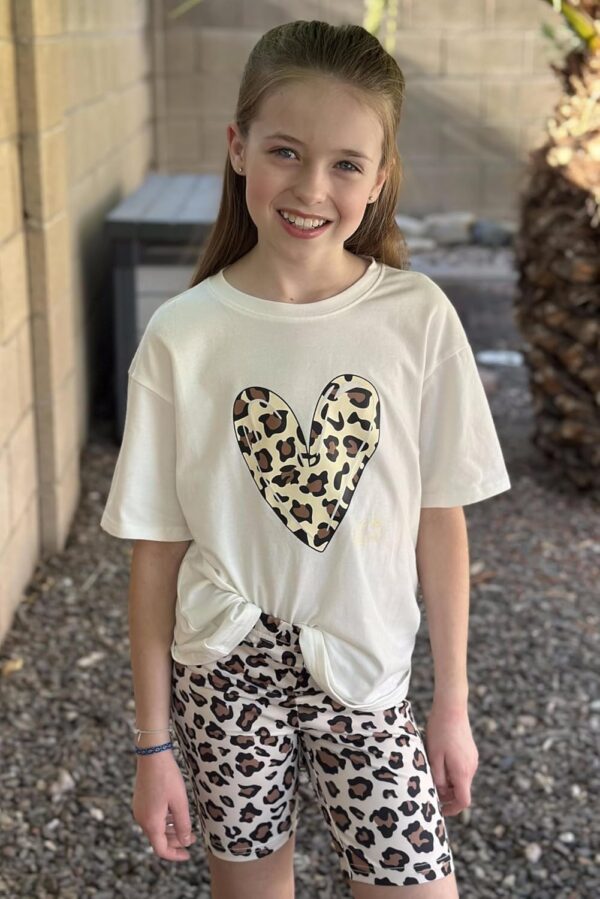 Arshiner Girls Clothes Summer 2 Piece Outfits Drop Shoulder T-Shirts and Biker Shorts Kids Fashion Clothing Sets